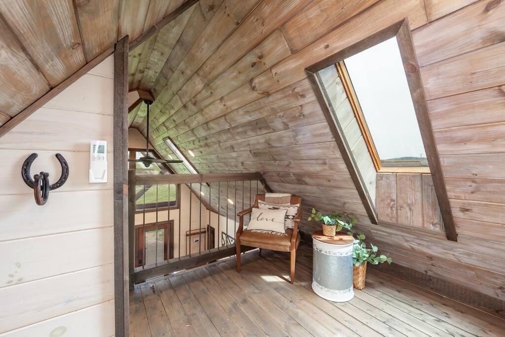 Romantic A-Frame Private Hottub Firepit Neargsmnp Сивиървил Екстериор снимка