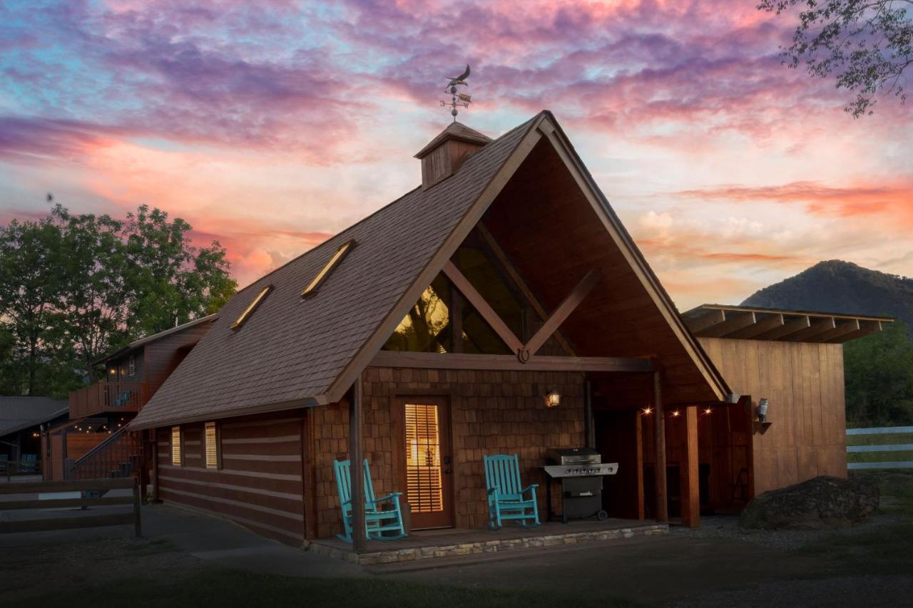 Romantic A-Frame Private Hottub Firepit Neargsmnp Сивиървил Екстериор снимка